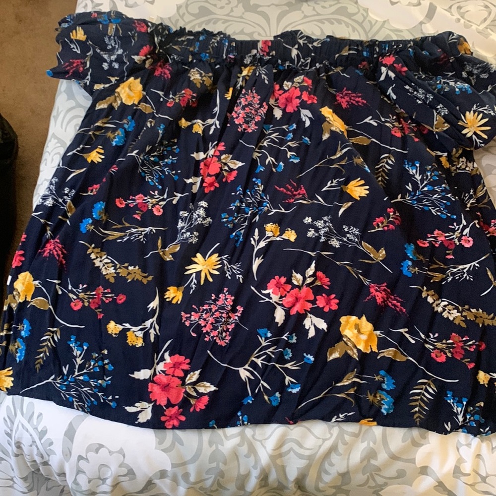 Blue off shoulder summer shirt. Size L. Great condition